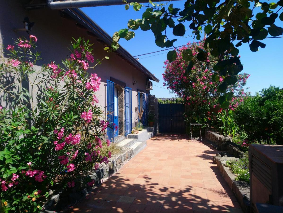 B&B Casanera Riposto ภายนอก รูปภาพ