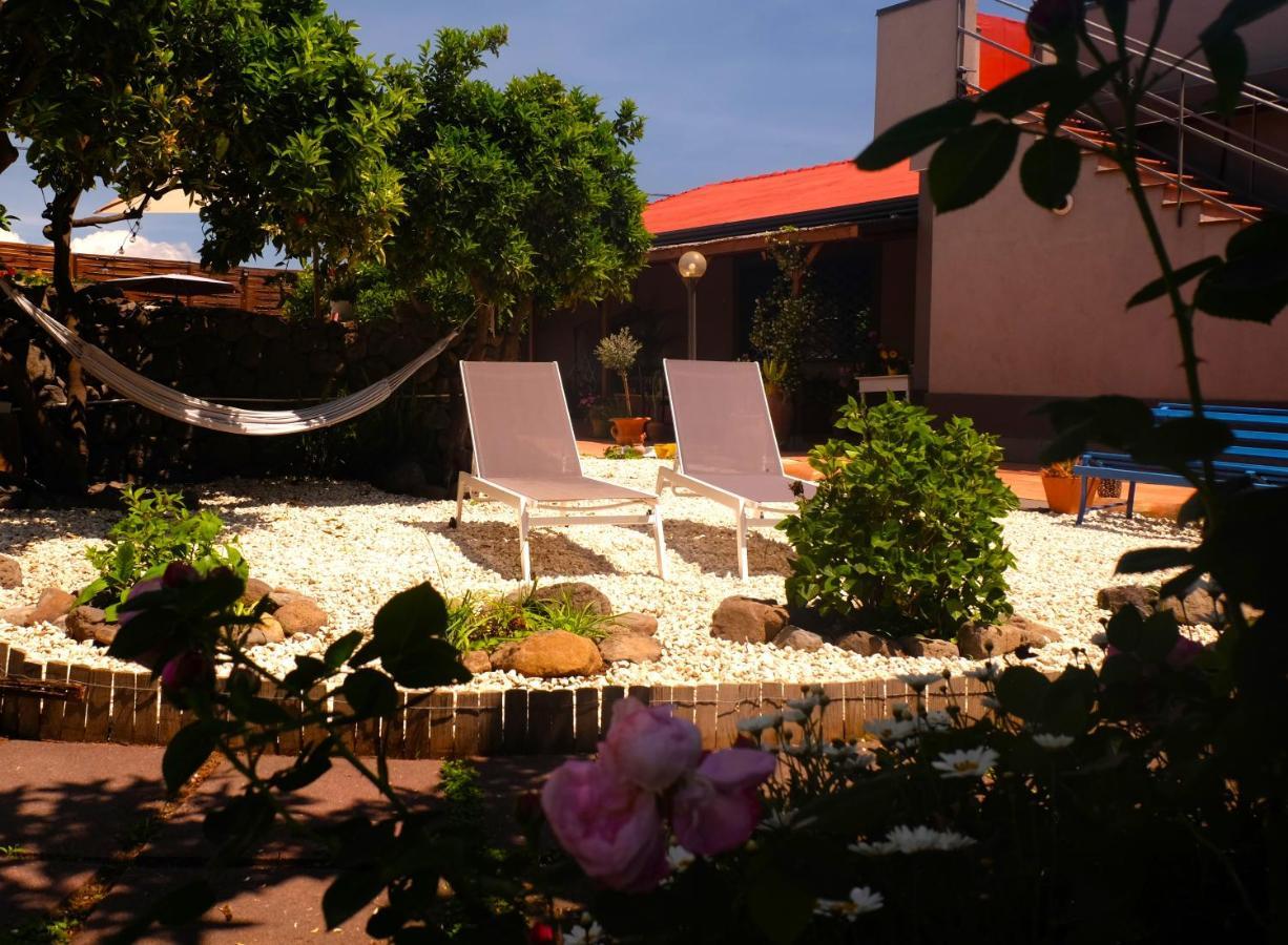 B&B Casanera Riposto ภายนอก รูปภาพ