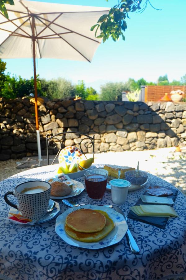 B&B Casanera Riposto ภายนอก รูปภาพ