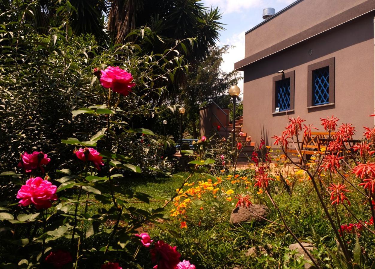 B&B Casanera Riposto ภายนอก รูปภาพ